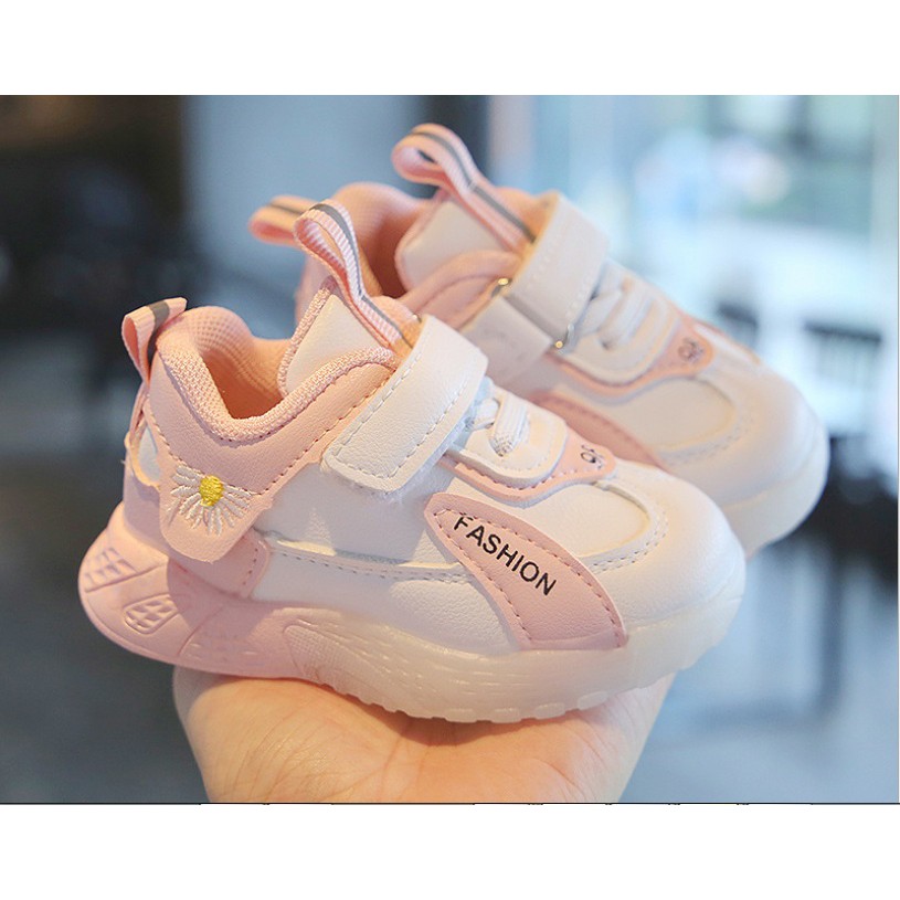 Sepatu sneakers anak import Fashion Shoes