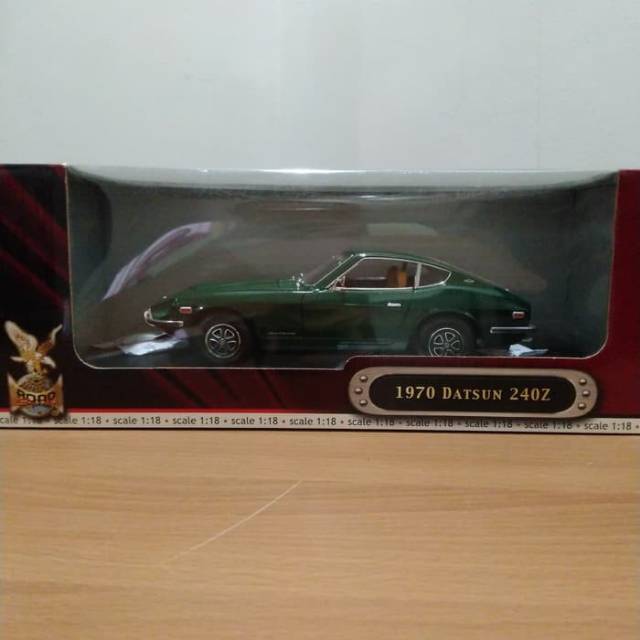 Diecast Datsun 240 Z Skala 18