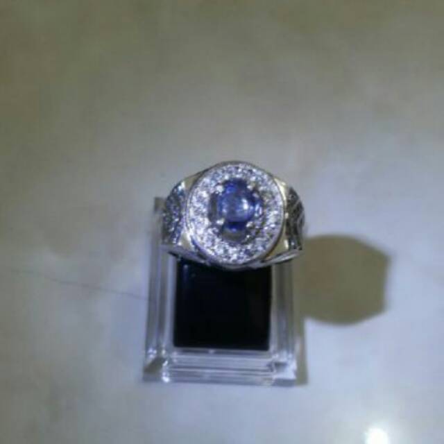 blue sapphire ceylon