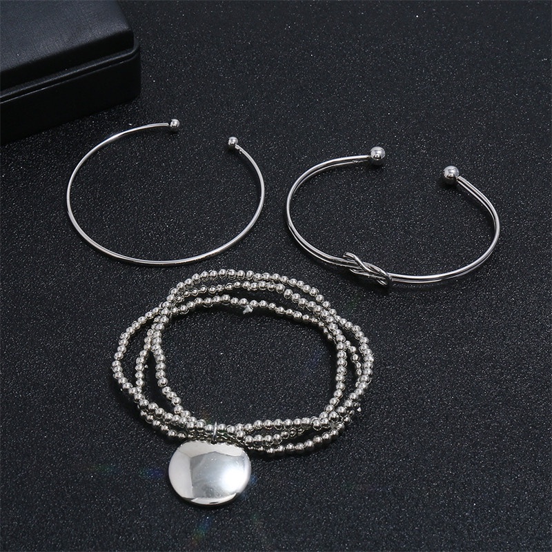 3pcs / Set Gelang Rantai Manik-Manik Multilayer Warna Silver Untuk Wanita