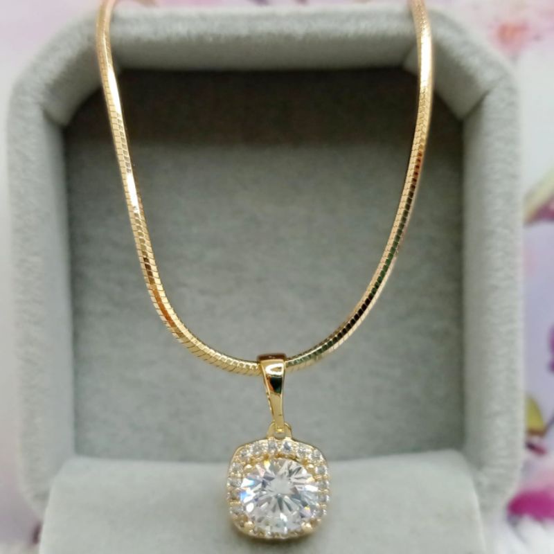 Kalung cantik / Kalung belut kilap liontin full batu zircon mewah / di jamin antikarat antialergi tidak mudah luntur