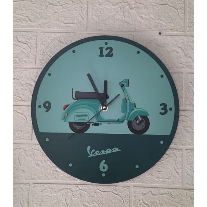 Jam Dinding Vespa