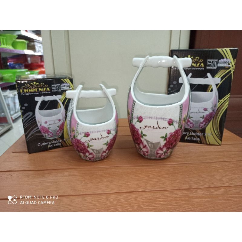 FIORENZA TEMPAT SENDOK