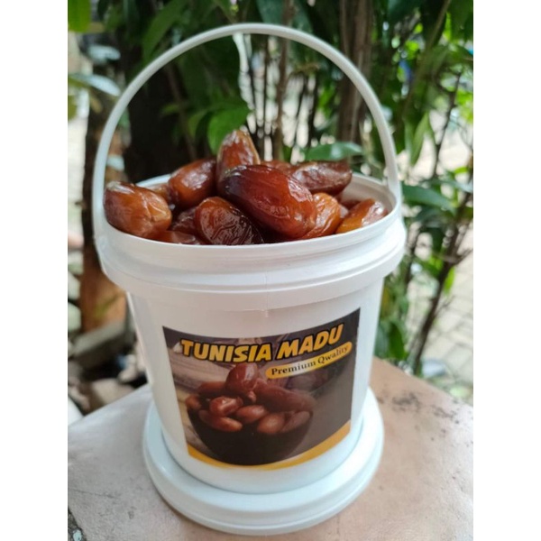 

Tunis madu 1emberb 850gr