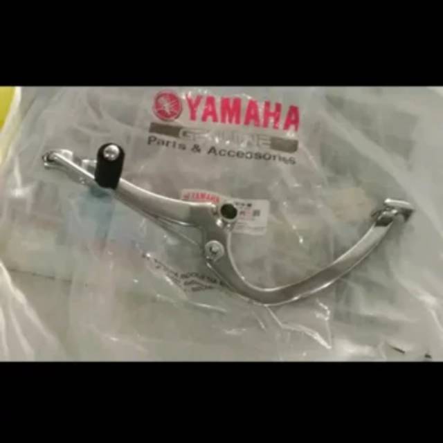 Pedal operan  gigi byson