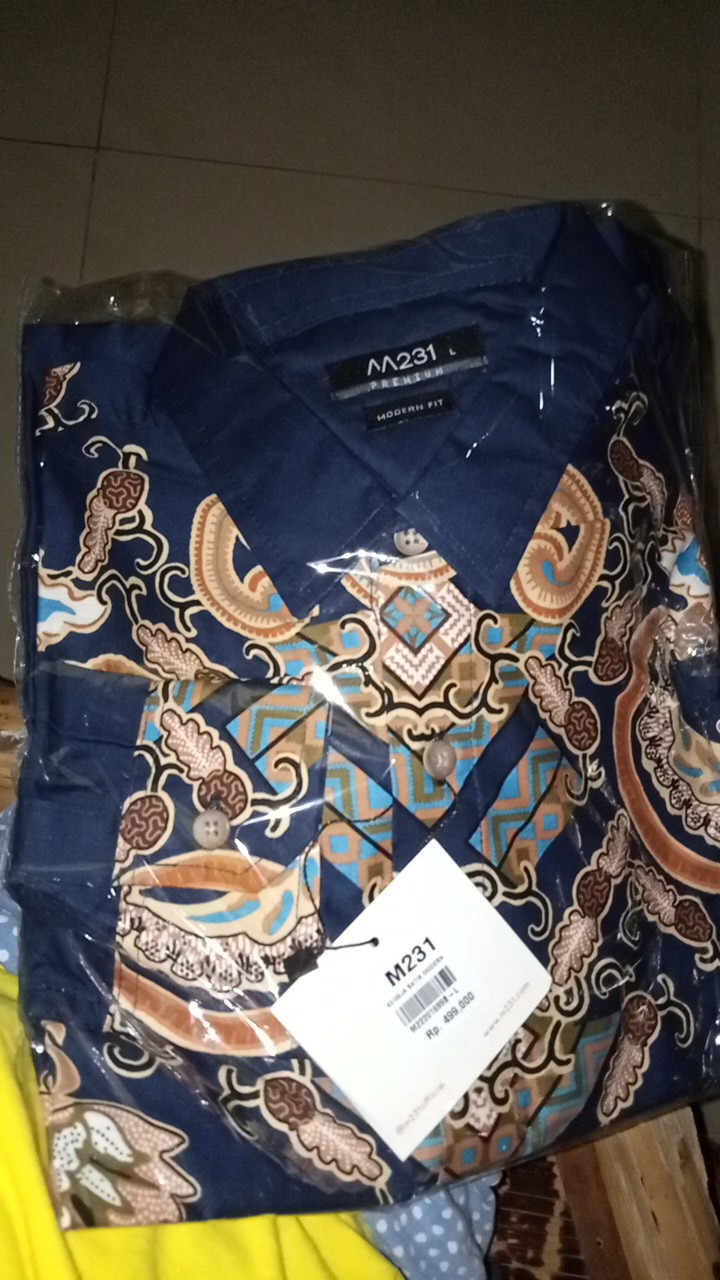 M231 Kemeja Pria Batik Pendek Hitam 1625