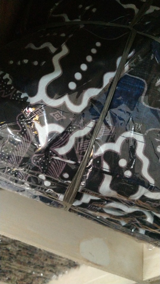 Kemeja Batik Pria • Motif Random • Baju Batik Pria Lengan Panjang • Atasan Tradisional Batik Pria