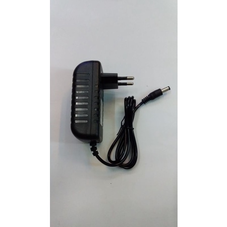 Adaptor 9 volt kualitas bagus
