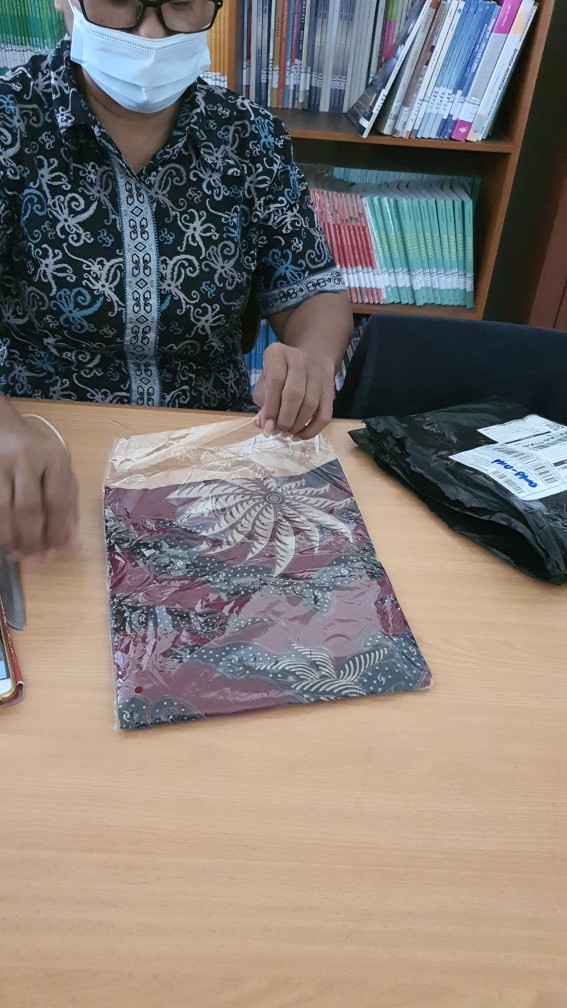 Atasan Batik Blouse Seragam Batik Solo Batik Kantor Baju Batik Wanita Bd 148