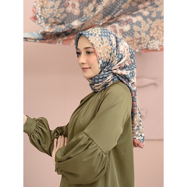 Marina Scarf by Wearing Klamby