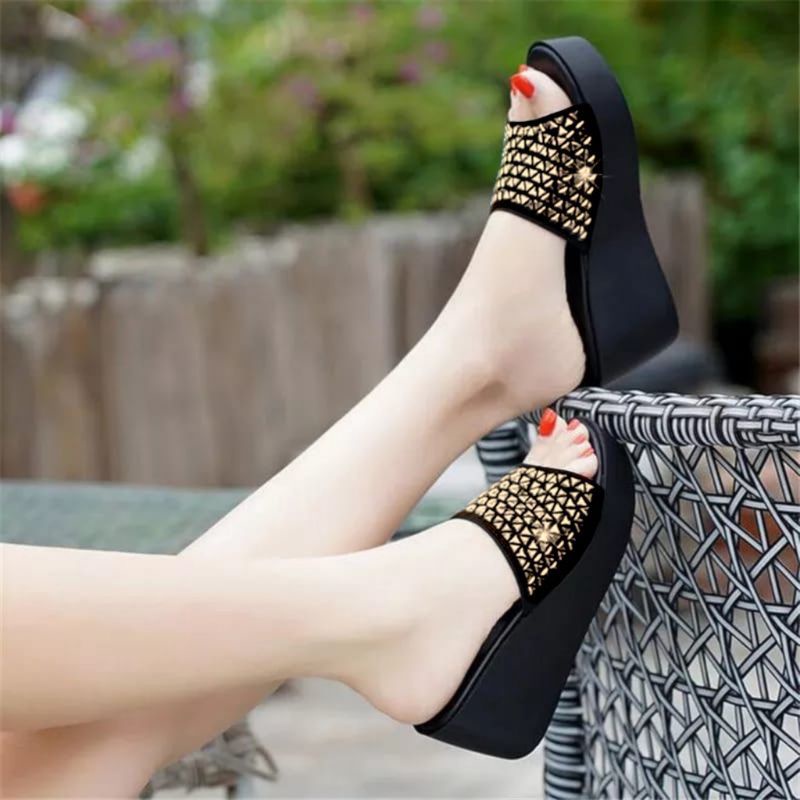 Wedges Sofiya/Wedges Pesta/Sandal Kekinian/Sandal Wanita Terbaru