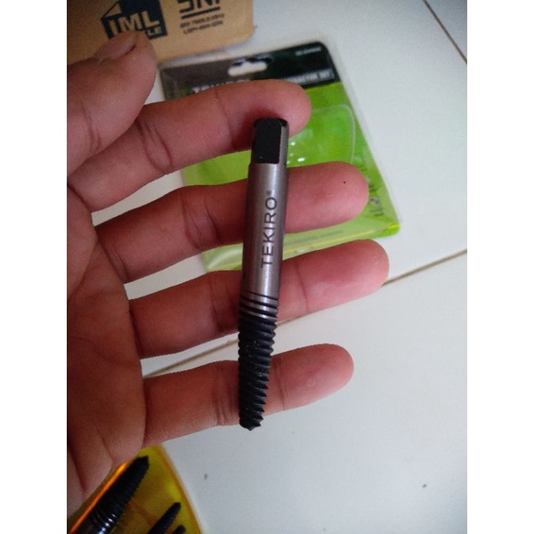 Tap Balik Pembuka Baut Rusak Patah TEKIRO Hand Tap Balik set Screw Extractor