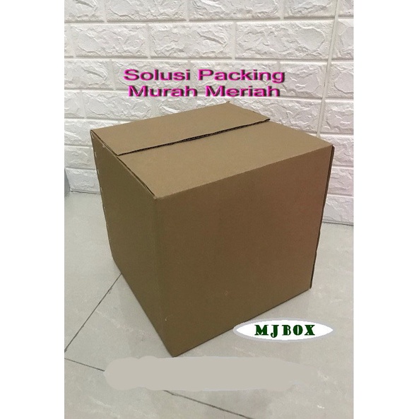 

Kardus karton box uk.30,5x30,5x12cm ...ST untuk packing
