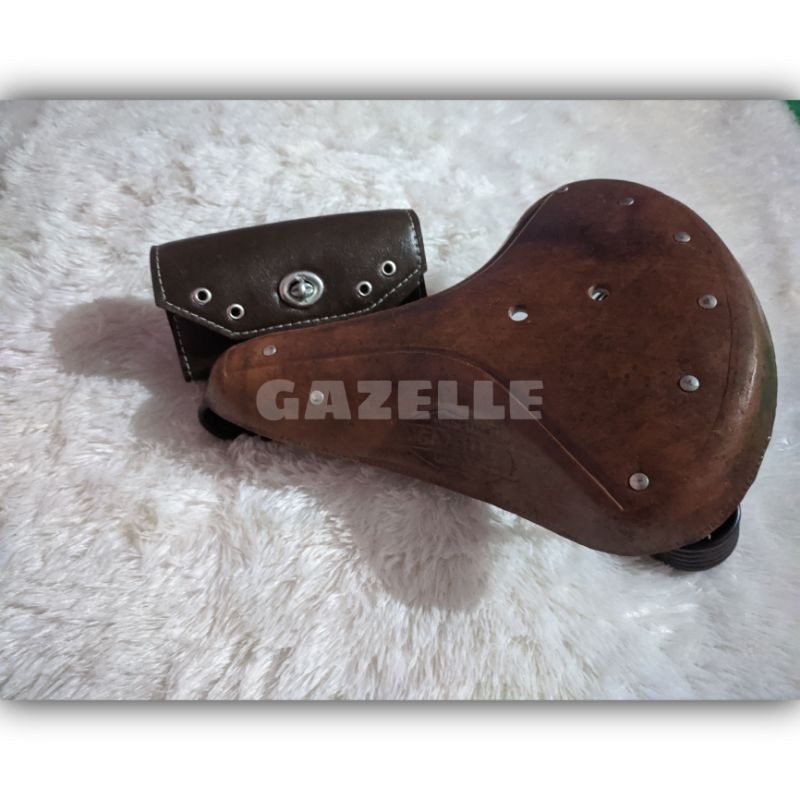 Sadel Kulit Karkap Sepeda Onthel Ontel Onta Dames Gazelle Raleigh Hartogs Teha