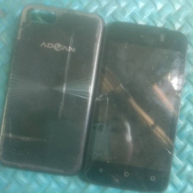Advan s4z plus mesin normal ts retak