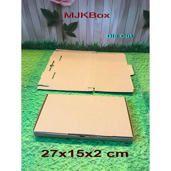 

SALE Kotak kardus karton Uk. 27x15x2 cm ...........Die Cut minimal beli 20 pcs