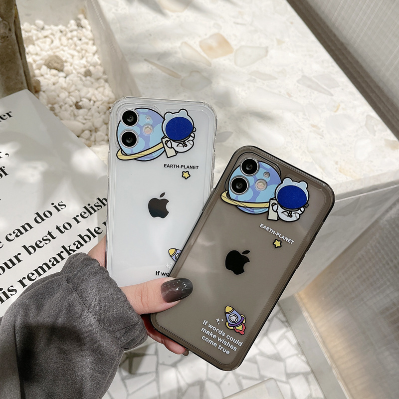 Case Motif Kartun Astronot Warna Bening Untuk iphone 11 pro max xs max xr 12 mini 7 plus 12 pro max