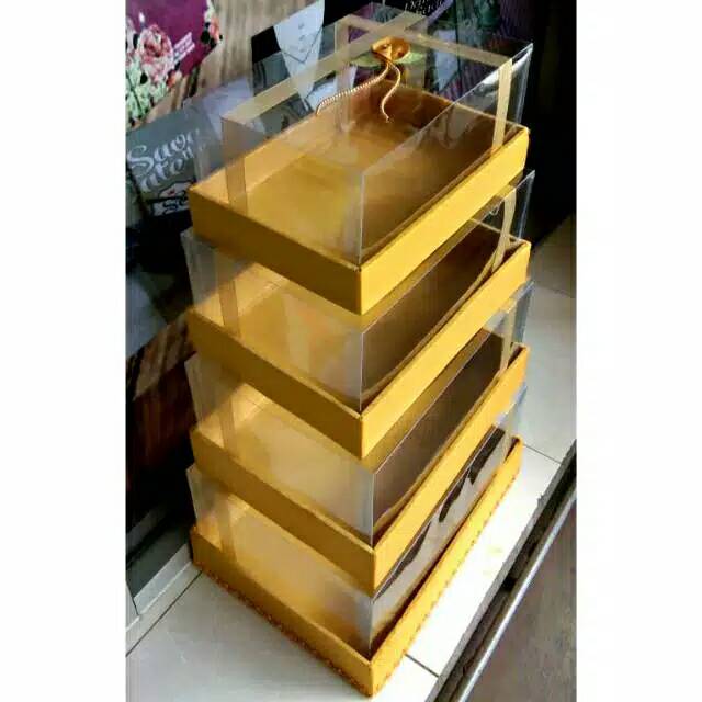 

Hantaran Mika Pita Susun 4 warna Gold ( FREE BUBBLE WRAP )