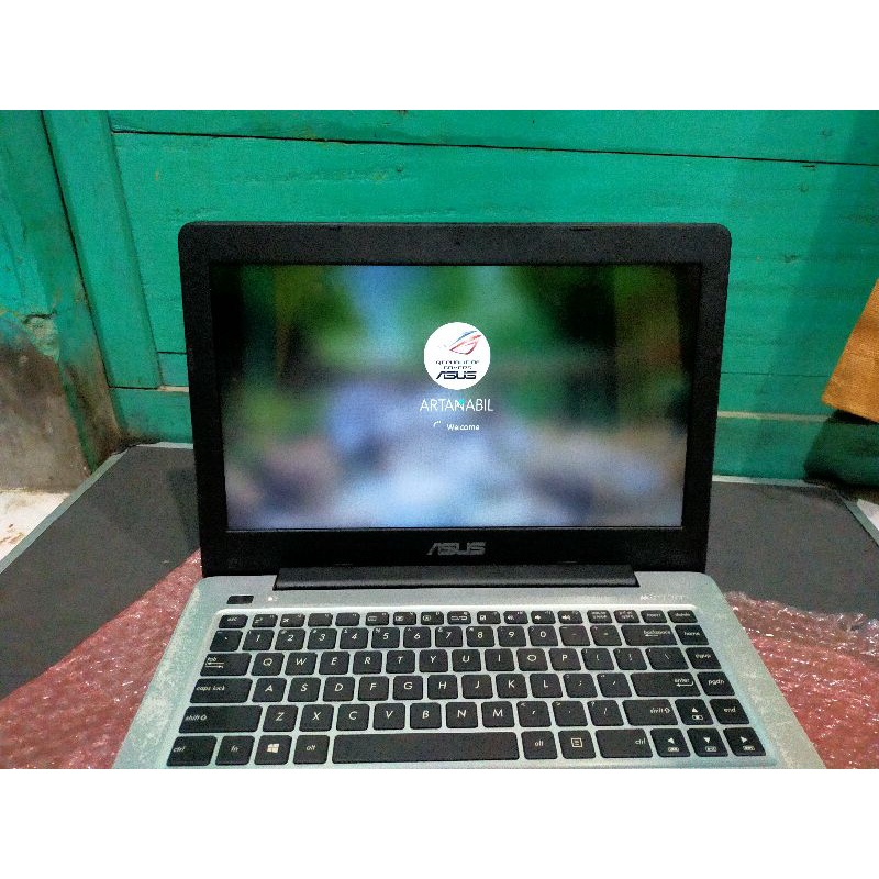 Asus A456u ram 4 hdd 500, ssd 128 gb