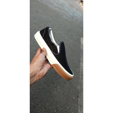 SEPATU POLOSAN BLACK GUM BEST SELLER