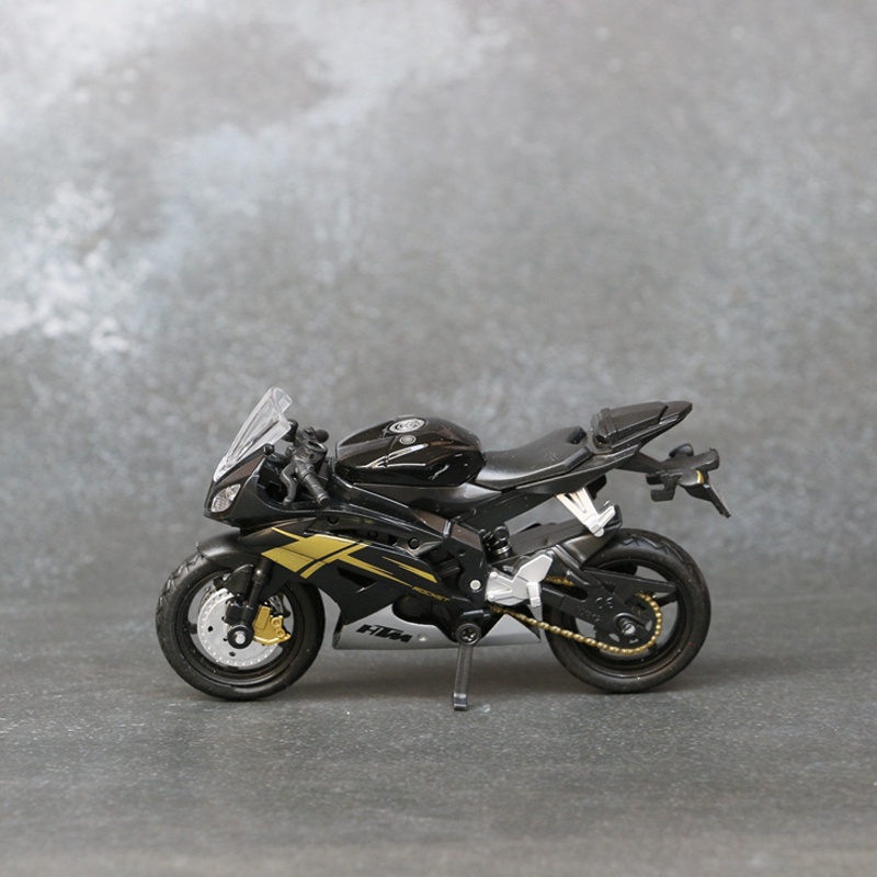 Miniatur Motor Balap Bahan Plastik Alloy Untuk Koleksi / Hadiah