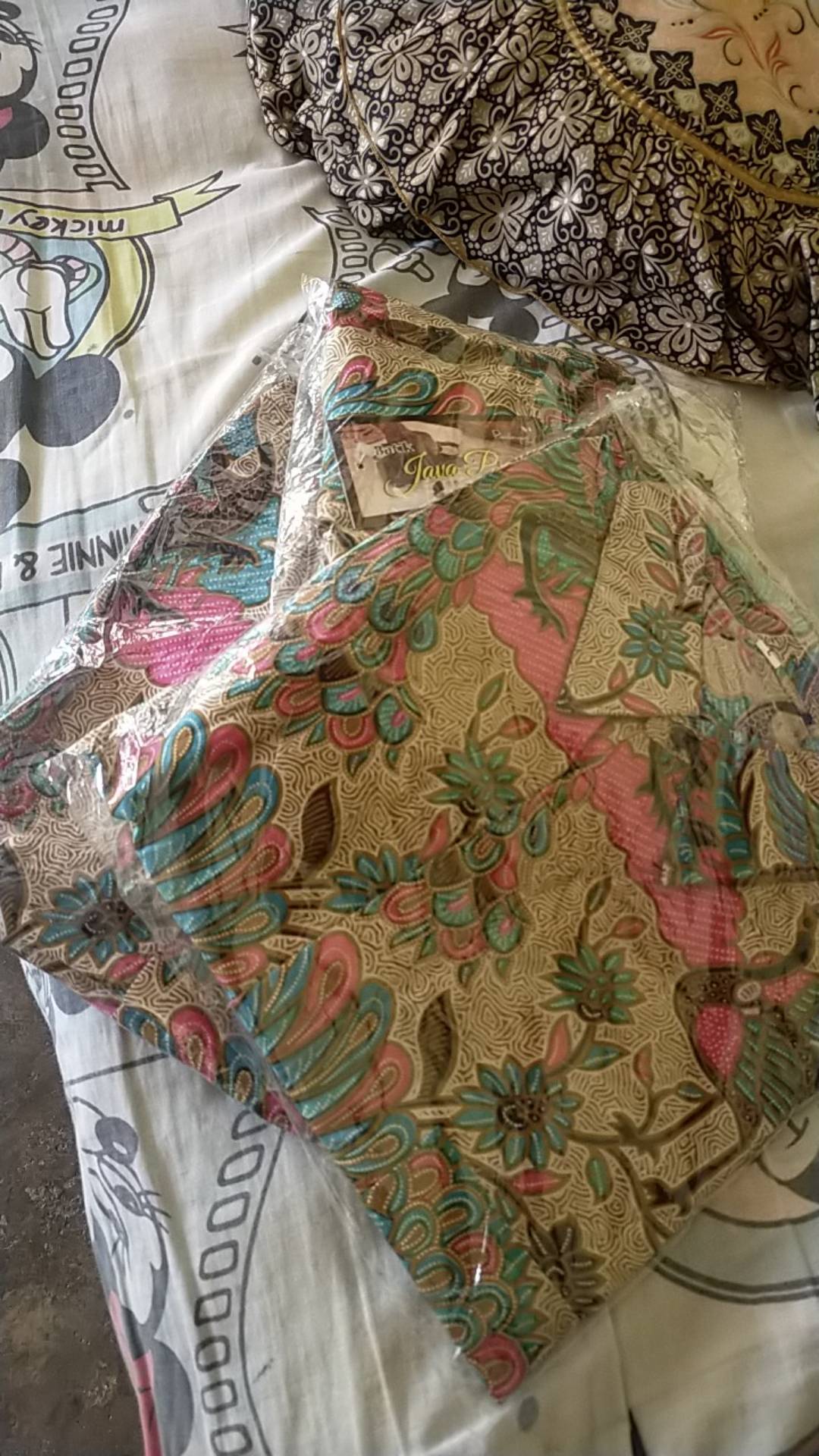 Kemeja Batik Pria Kasual Hangout Keren / Pakaian Batik Kasual Pria Cowok Dewasa Remaja Kekinian