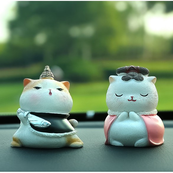 KUCING COUPLE EMPEROR Series Pajangan Dashboard Mobil