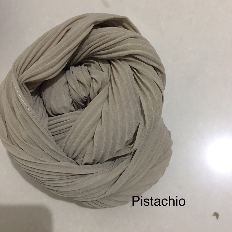 [TANPA GARIS TENGAH] FULL PLISKET PASHMINA pashmina plisket ceruty babydoll pasmina plisket-Pistachio
