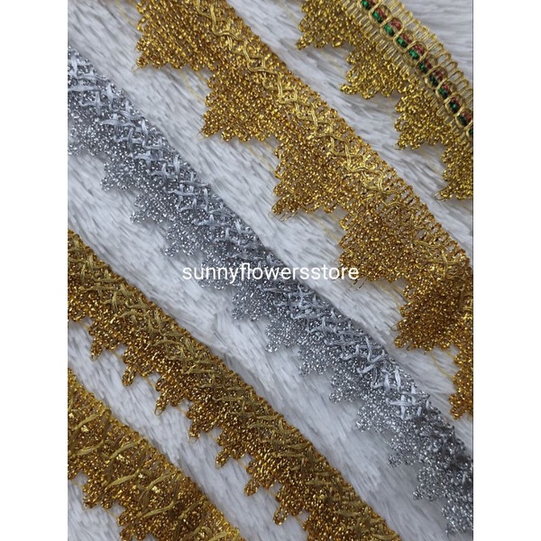 renda mahkota gold lebar 2,5 cm isi 17 yard