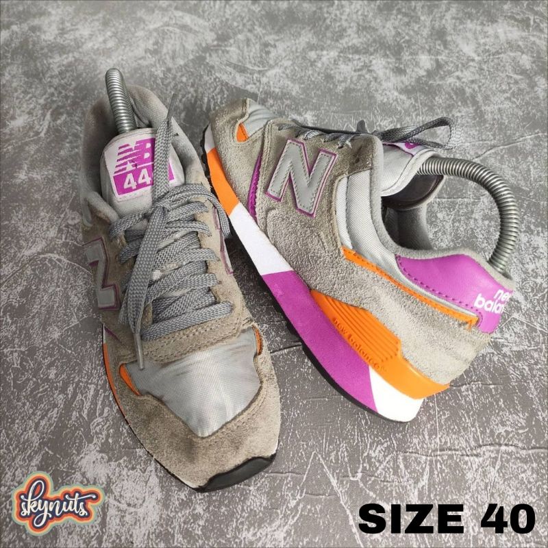 New Balance 446
