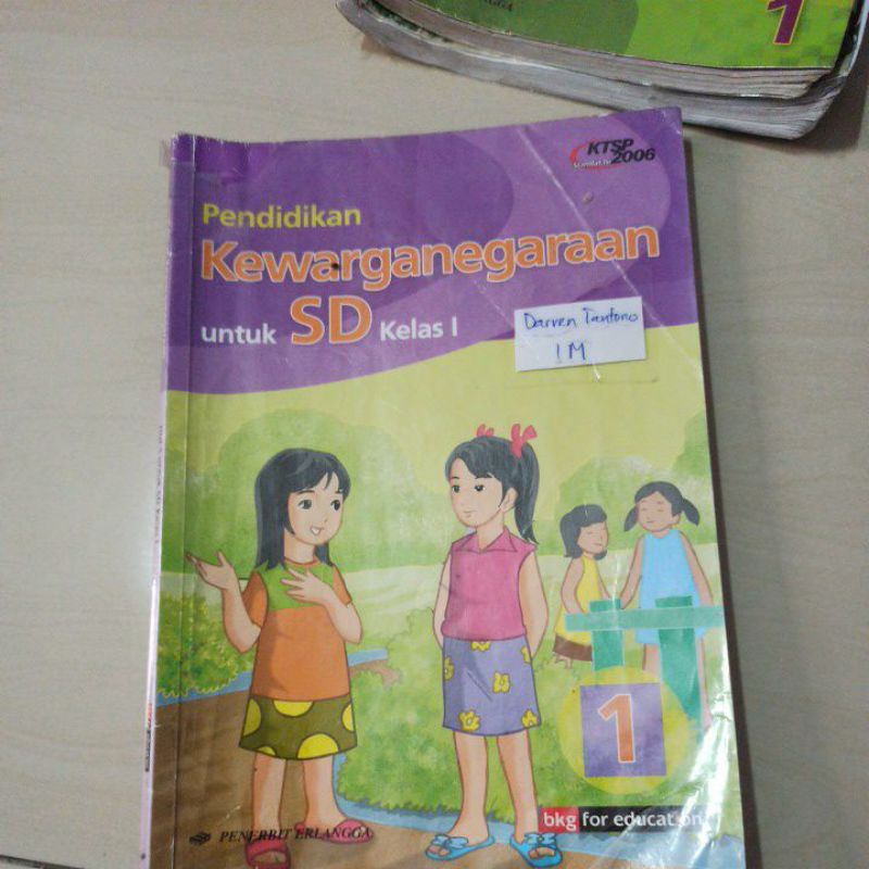 BUKU KELAS 1 PRELOVED