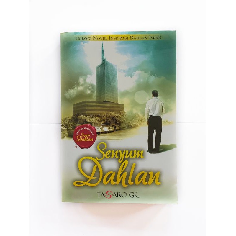 Buku Novel Senyum Dahlan Trilogi Inspirasi Dahlan Iskan