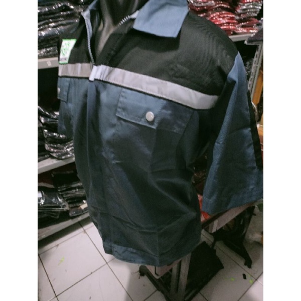 BAJU SAFETY LENGAN PENDEK ABU HITAM RESLETING BAHAN DRILL ADEM