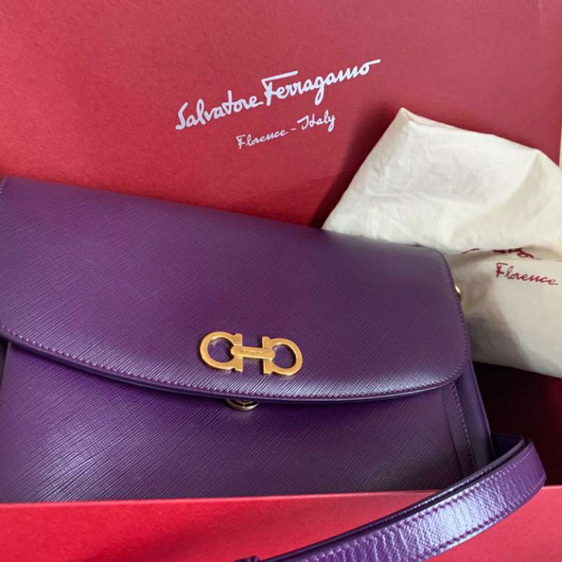 salvatore ferragamo bag preloved