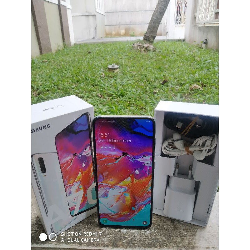 Jual handphone/hp Samsung A70 hp second berkualitas