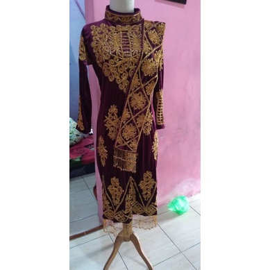 Setelan Baju Tunik Bludru Aceh Payet Pengantin Perempuan