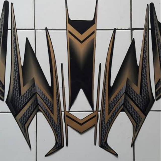 Striping RX king tahun 2004 hitam gold