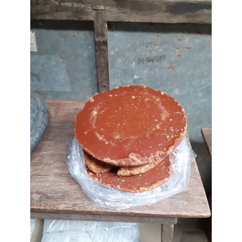 

Gula jawa asli Buatan kota Rembang