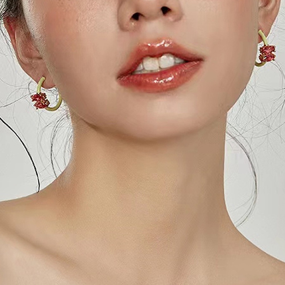 Anting Tusuk Gantung Temperament Desain Geometri Ruby Gaya Selebritiretro Untuk Wanita