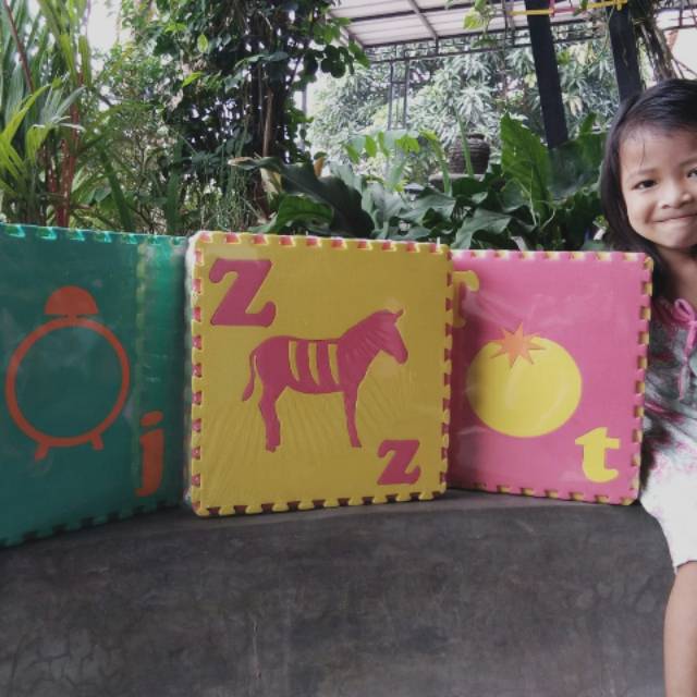 Matras puzzle abjad/Matras Puzzle / Alas bermain anak Huruf bergambar A sd Z isi 26pcs