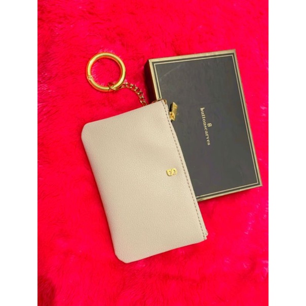 preloved amy wristlet buttonscarves beige