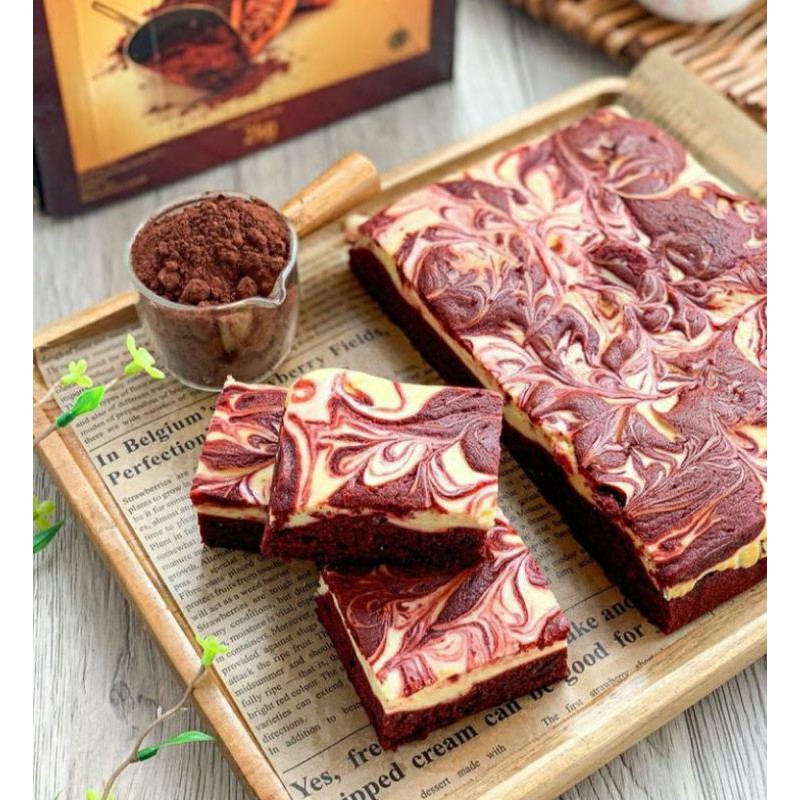 

Red Velvet cheese cake brownies /fudgy brownies/red Velvet brownies