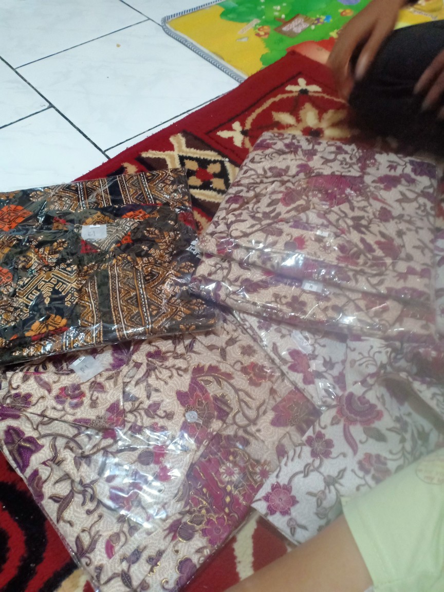 Lembayung.id / Kemeja Batik Lengan Panjang Tanjung Pink