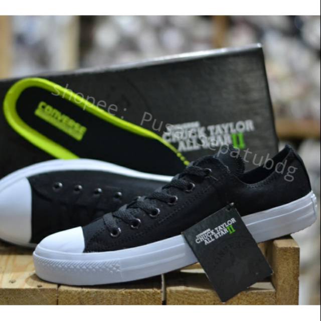 CONVERSE ALL STAR PREMIUM CHUCK TAYLOR  BLACK WHITE