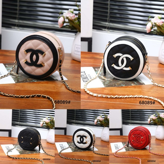 W*CHANEL WOC ROUND MINI 68089*