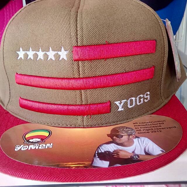 Topi Snapback Yogs Brown
