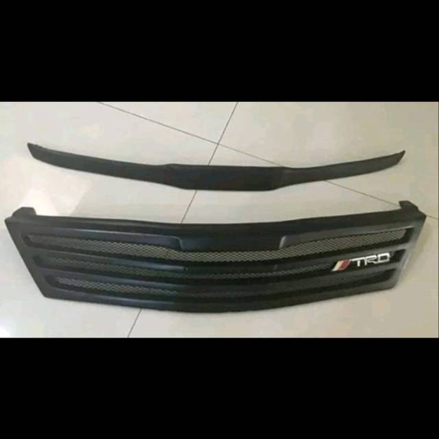 GRILL INNOVA TRD 2012/13