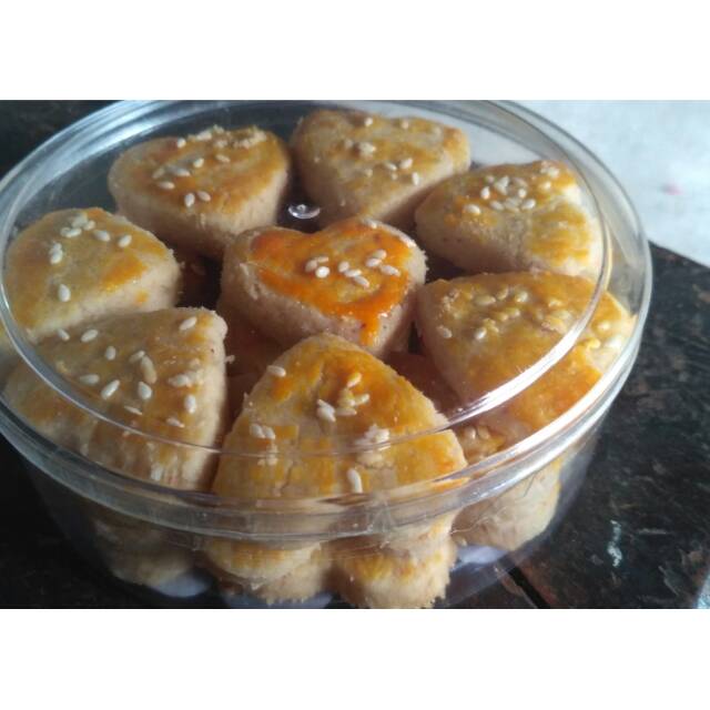 

kue kacang enak dan gurih