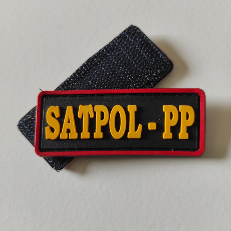 PATCH RUBBER TULISAN SATPOL PP KECIL 6,5X2,5/TEMPELAN EMBLEM KARET VELCRO POL PP