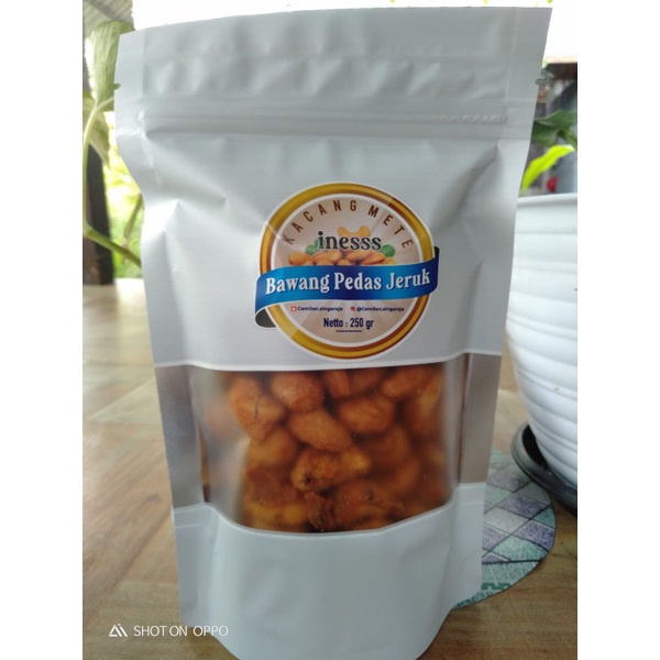 

KACANG METE GORENG 250 GRAM